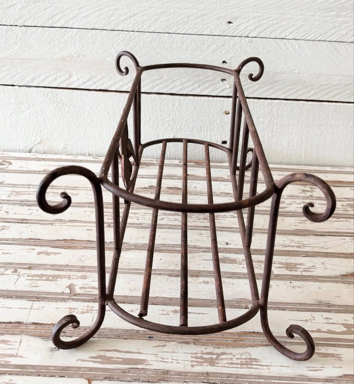 Vintage Fleur de Lis Metal Planter