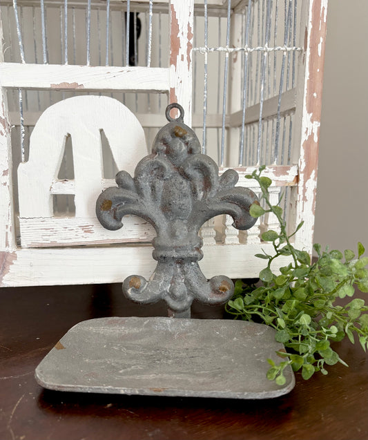 Fleur de Lis Vintage Metal Shelf